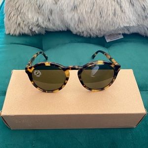 NWT Electric Luxury Womens Sunglasses Moon Spotted Tort